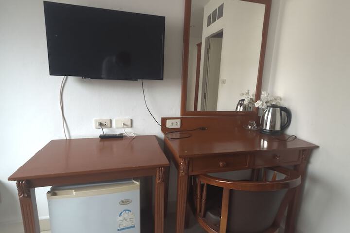 Room 14 of 31