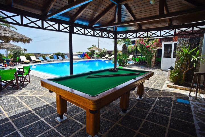 Pool 64 of 87
