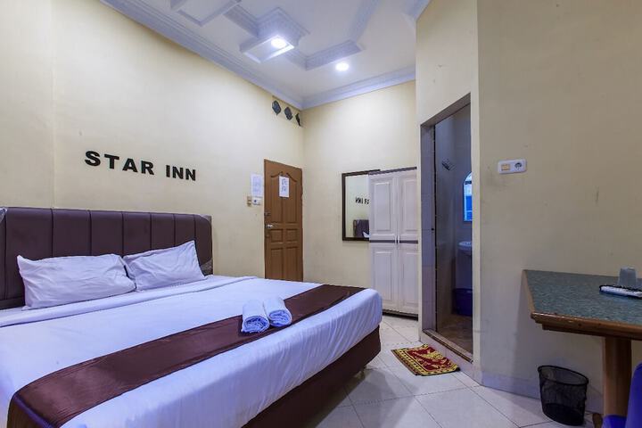 Room 4 of 10