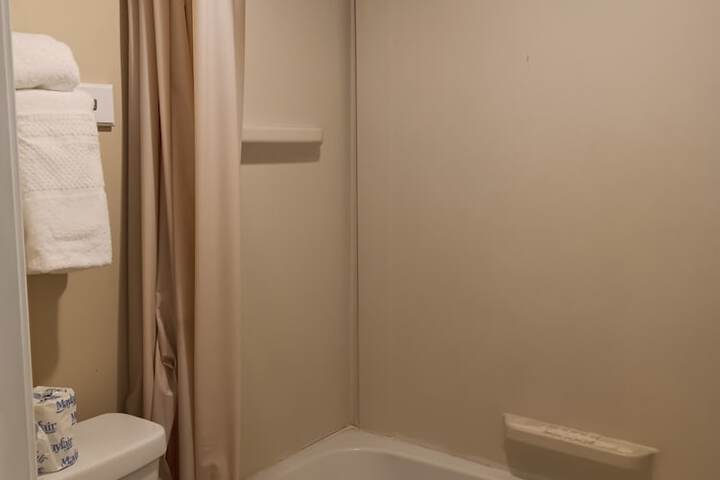 Room 14 of 24