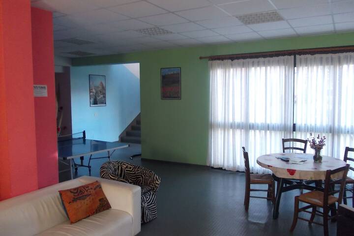 Entrance & Lobby