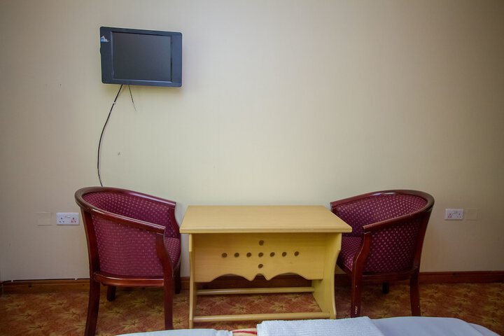 Room 9 of 72