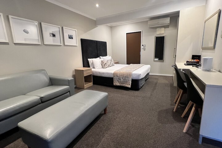 Room 3 of 26