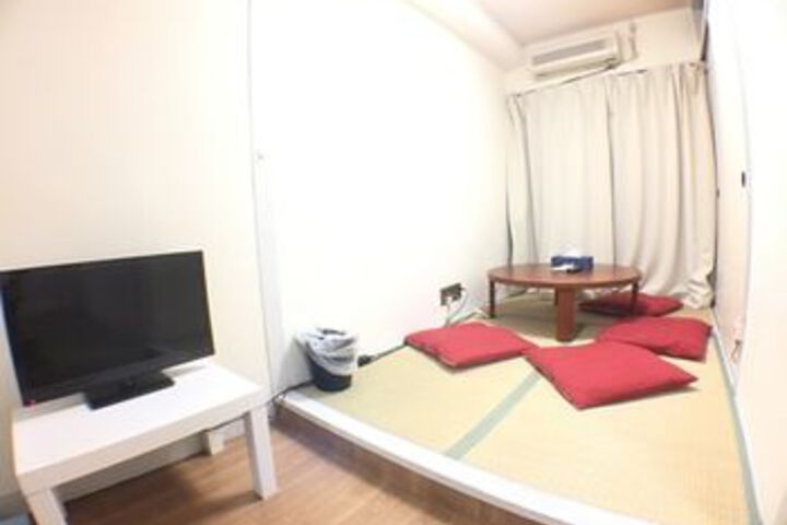 Room 96 of 115