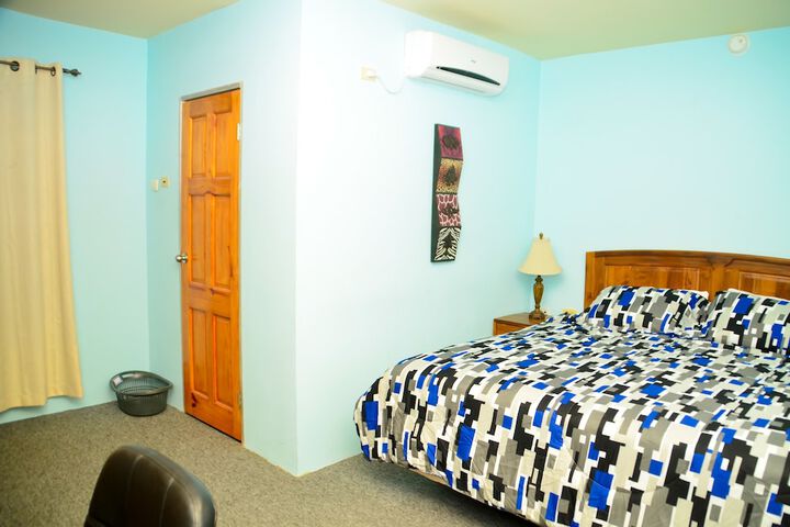 Room 5 of 19