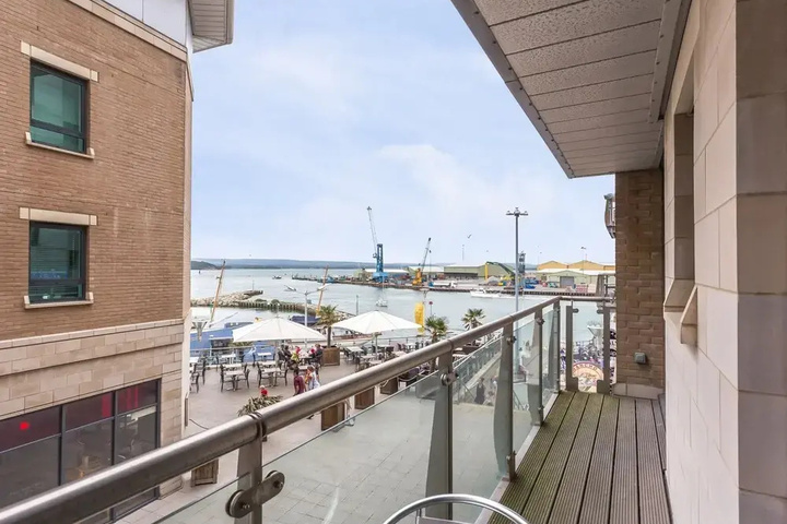 Terrace/Patio 7 of 14