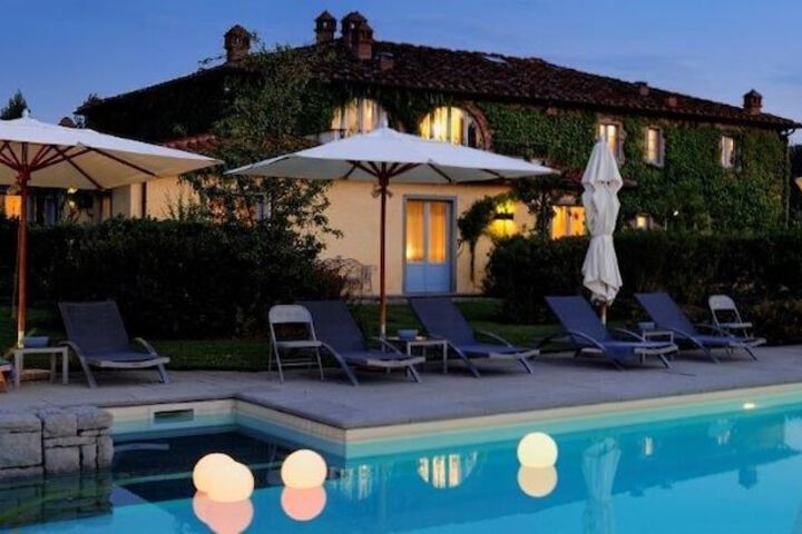 Pool 82 of 141