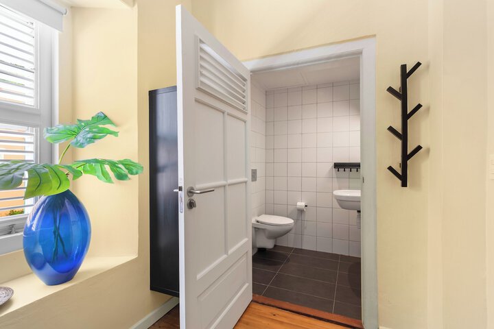 Room 40 of 79