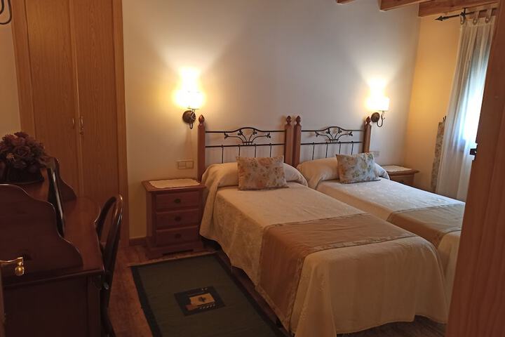 Room 5 of 31