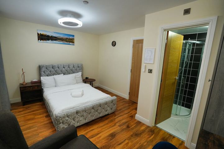 Room 22 of 121