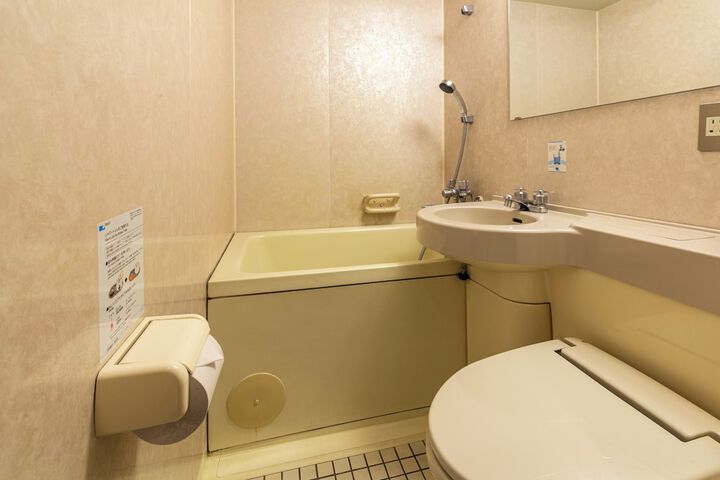 Room 19 of 26