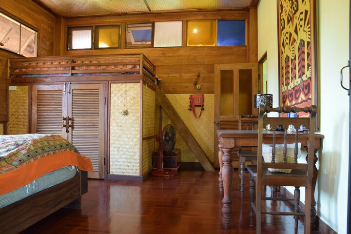 Room 10 of 50