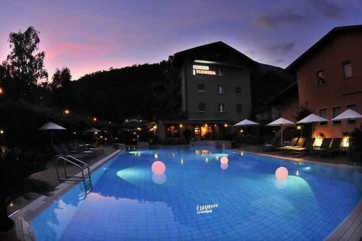 Pool 38 of 65