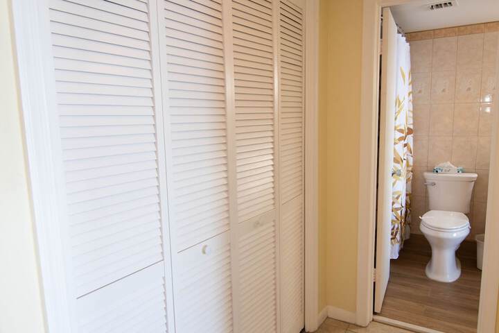 Room 50 of 90