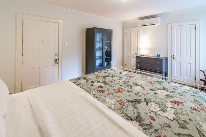 Room 12 of 52