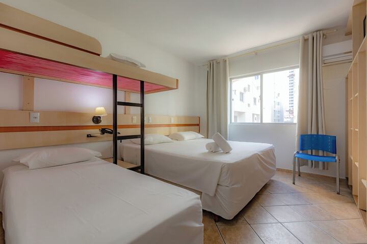 Room 34 of 104