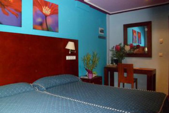 Room 30 of 40