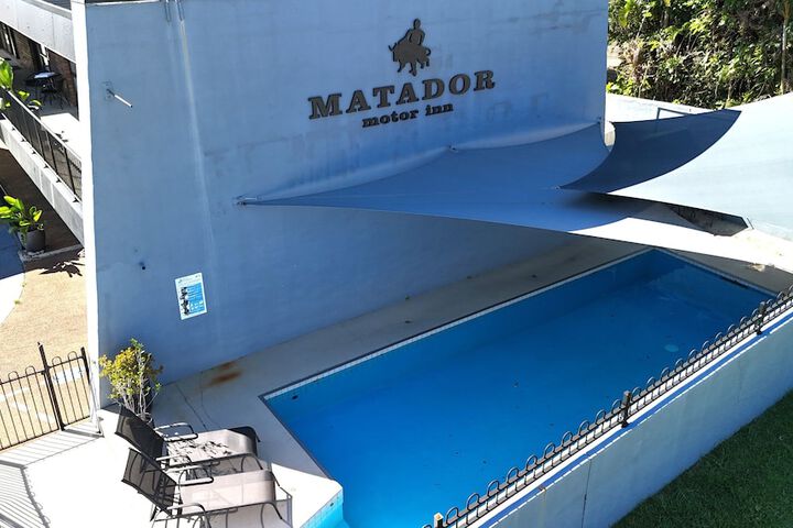 Pool 39 of 53
