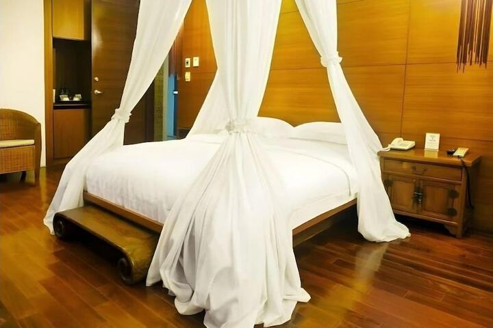 Room 20 of 50