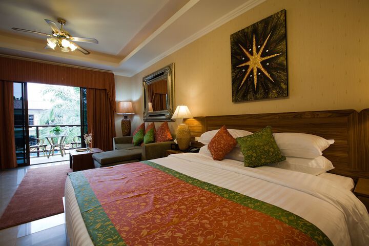 Room 16 of 60