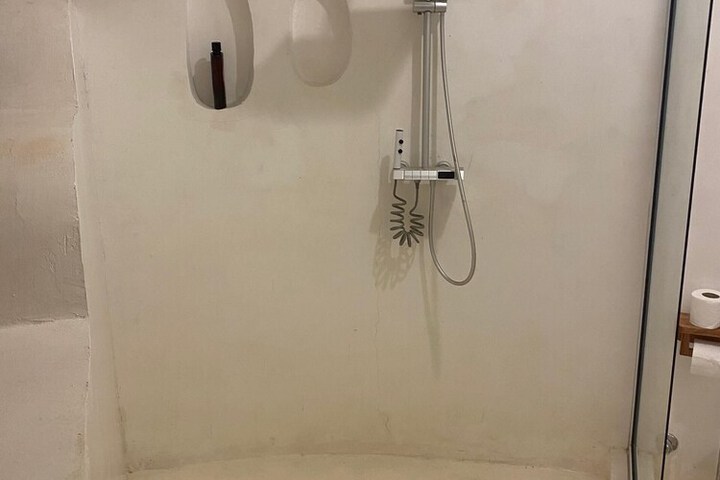 Room 89 of 151