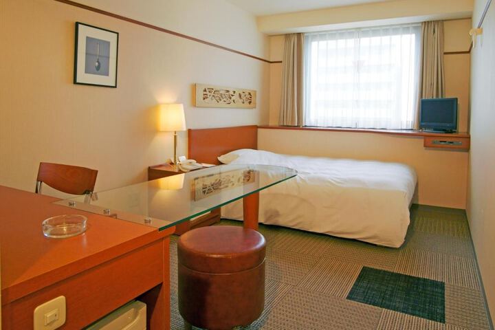 Room 21 of 151