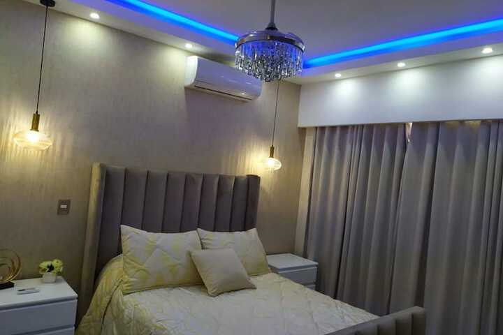 Room 3 of 49