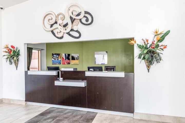 Hotel Interior 4 of 41