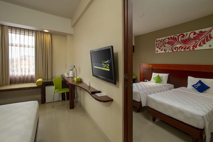Room 8 of 55
