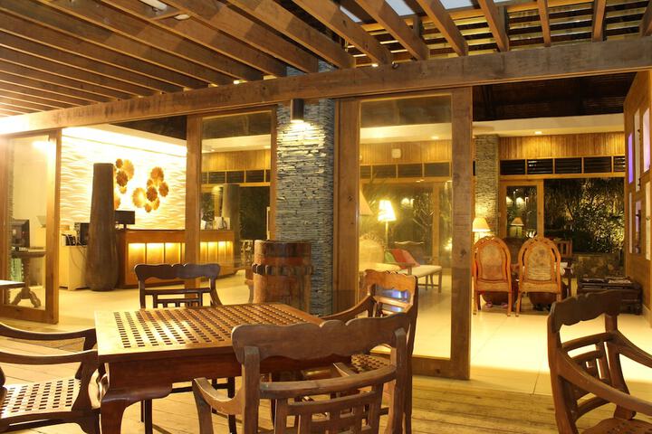 Hotel Interior 3 of 80