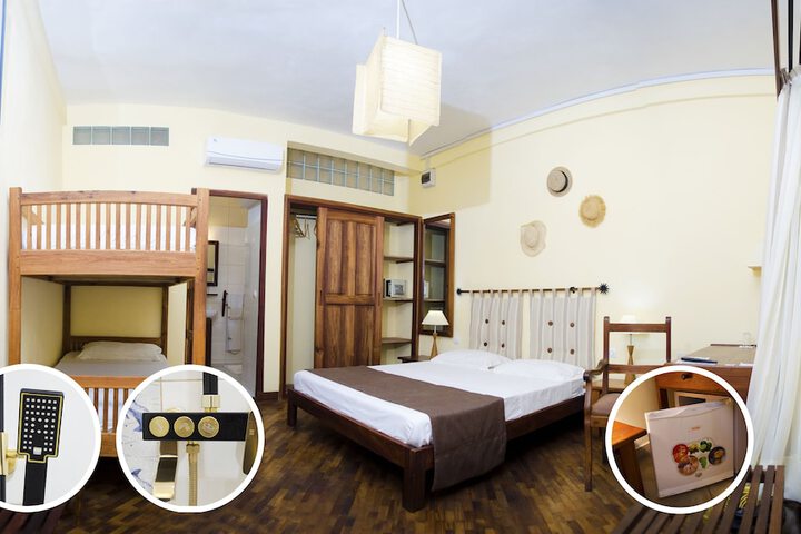 Room 26 of 100
