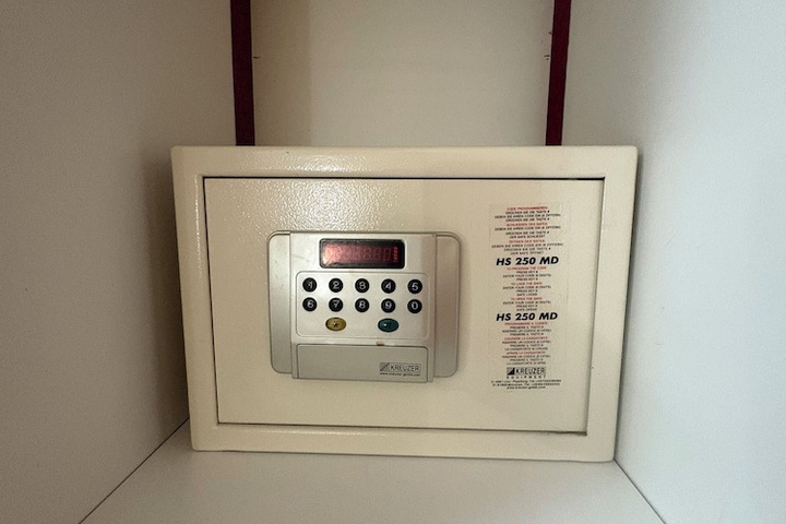 Room 192 of 266