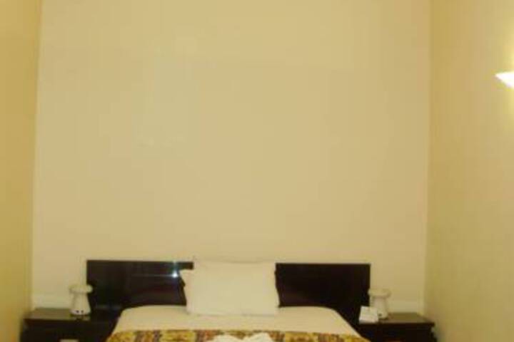 HOTEL QUINTA LORIFFE