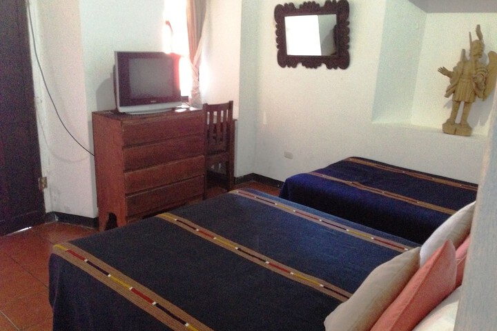 Room 3 of 47