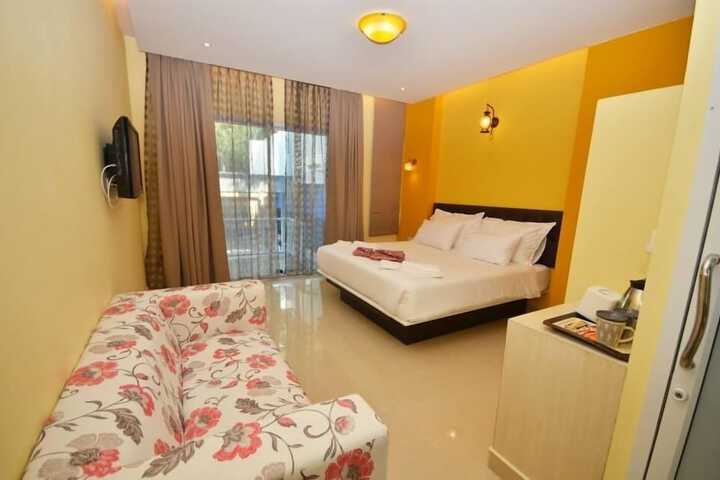 Room 18 of 60