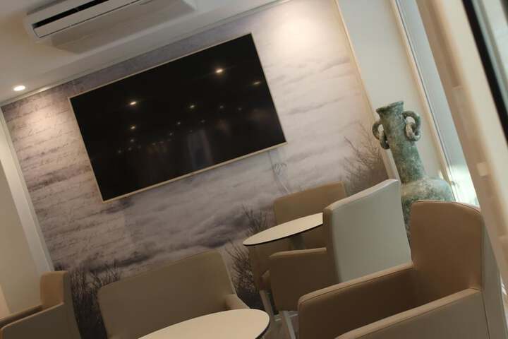 Hotel Interior 6 of 36
