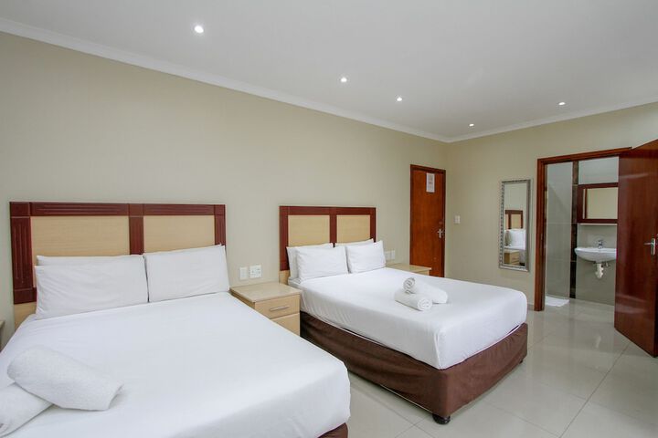 Room 6 of 26