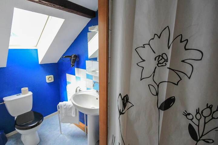 Clean Restrooms