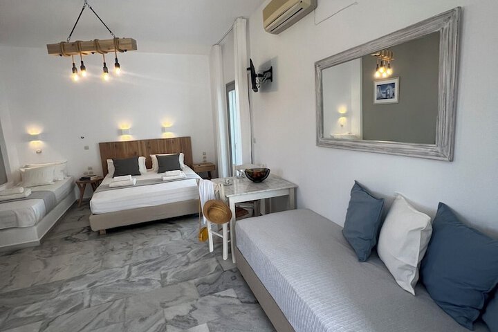 Room 52 of 125