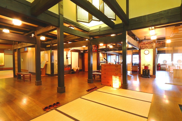 Hotel Interior 10 of 138