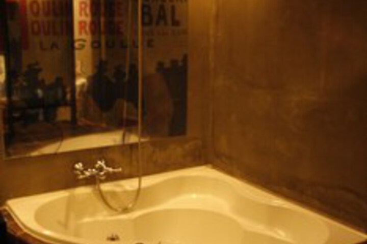 Hot Tub 45 of 53