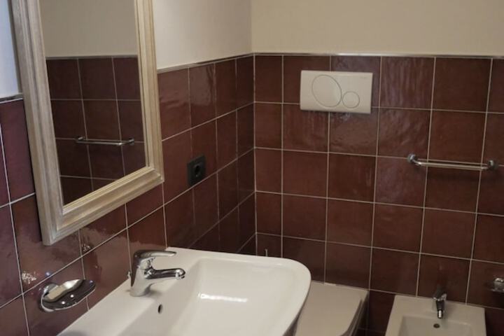 Room 44 of 62