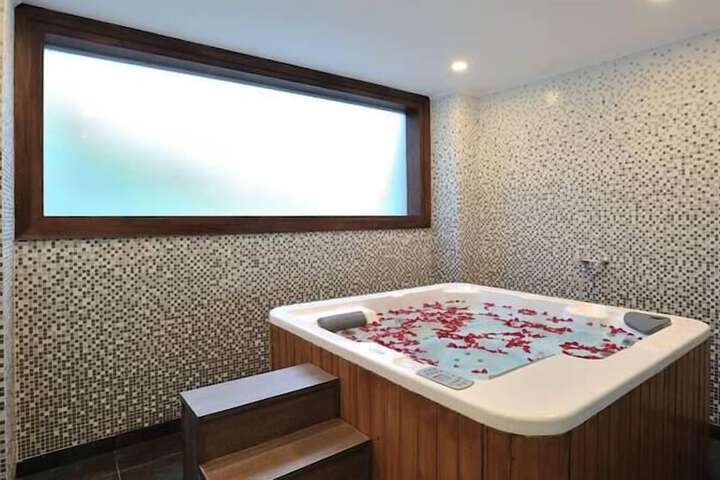 Relaxing Spa