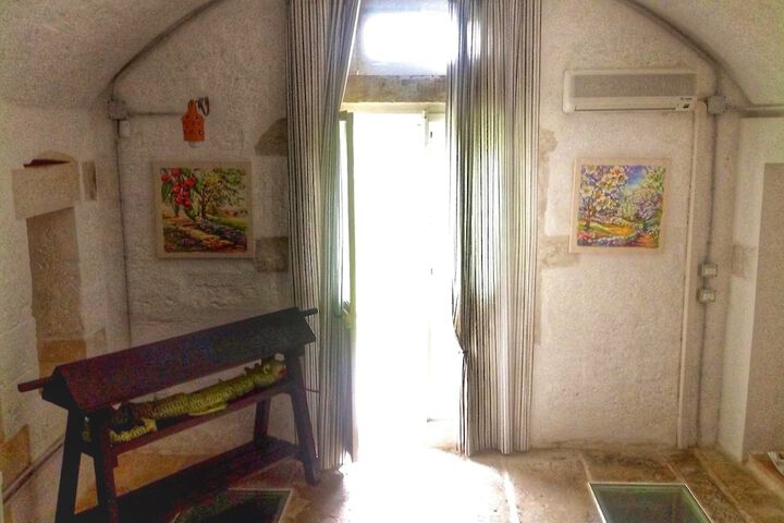 Room 16 of 58