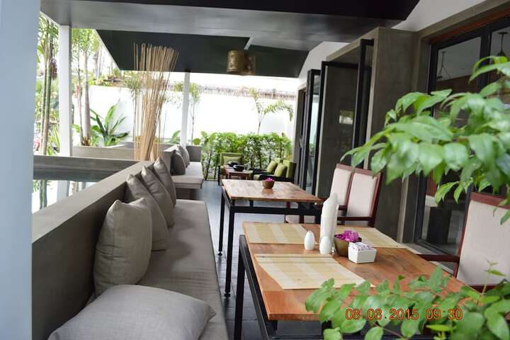 Hotel Interior 9 of 79
