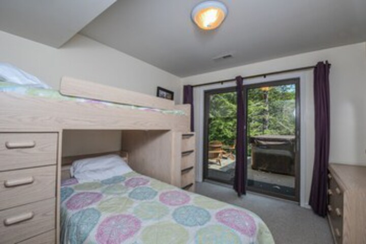 Room 40 of 43