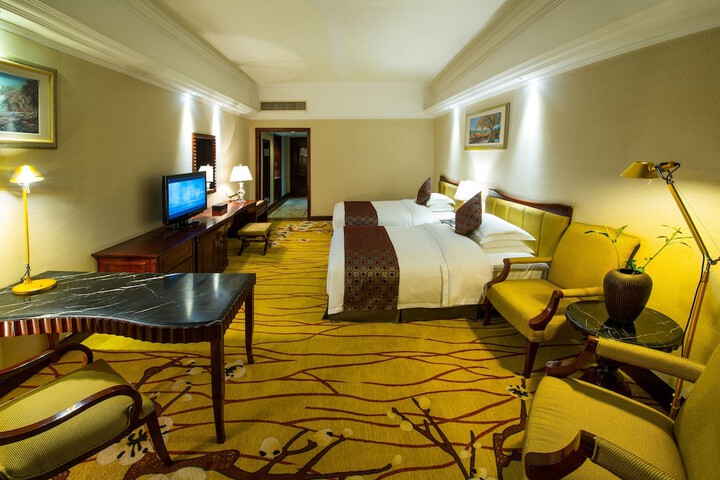 Room 11 of 41