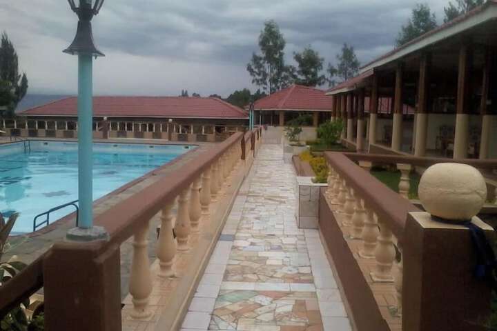 Pool 9 of 40