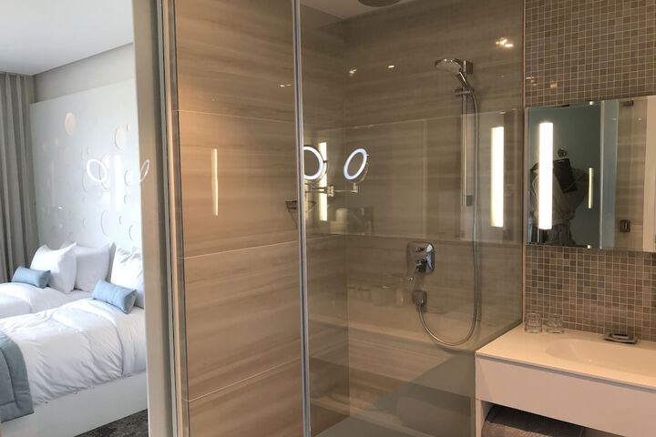 Room 9 of 56