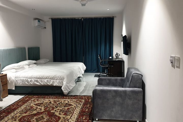 Room 21 of 70